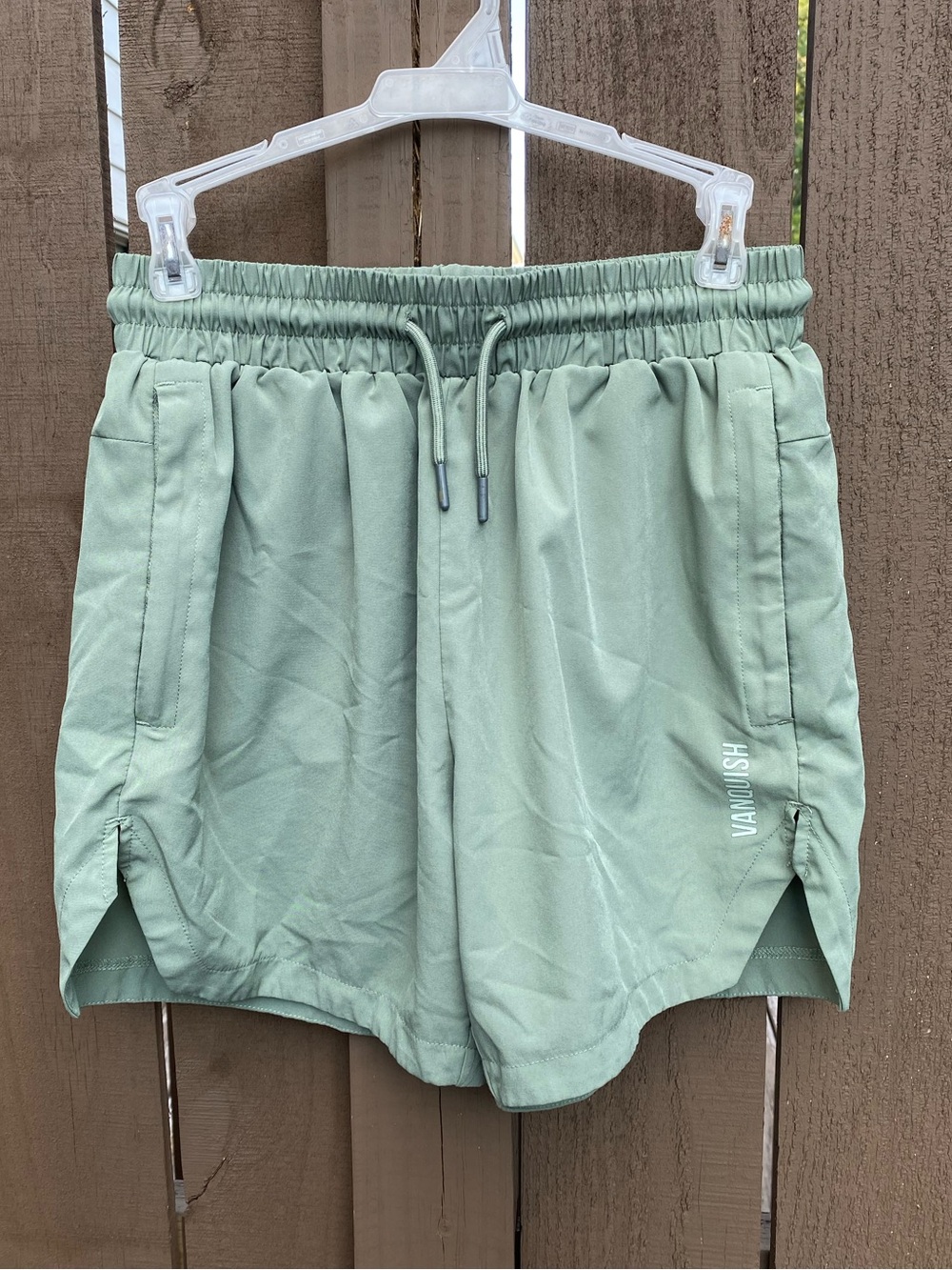 Vanquish Men’s Fitness Essential Performance Shorts in Sage size small